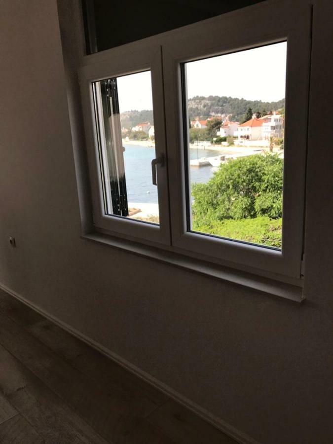 Relaxing Whole Top Floor Apartment By The Sea Zaboric Exterior photo